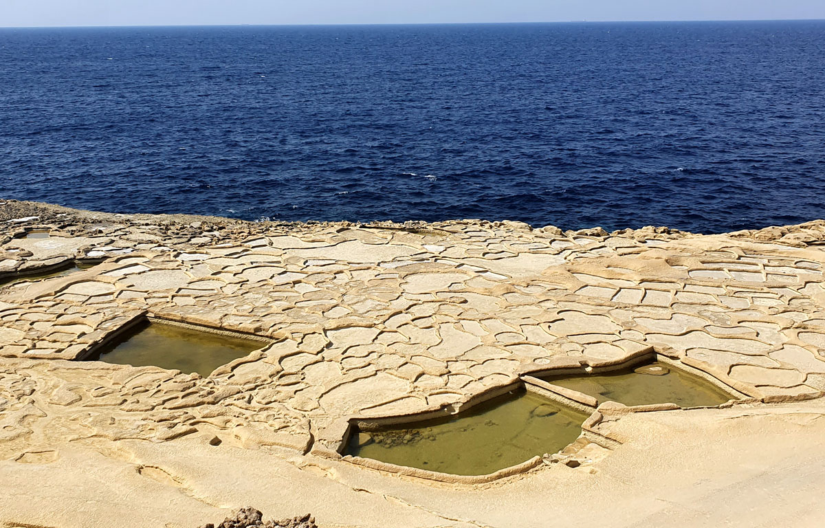 gozo-sehenswuerdigkeiten-salzpfannen