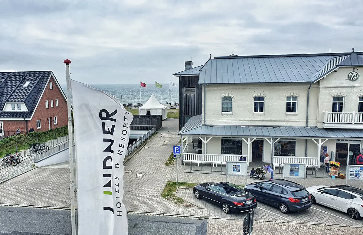 Das Lindner Strand Hotel Windrose bietet mit der Lage sogar Blick auf den Strand und das Meer