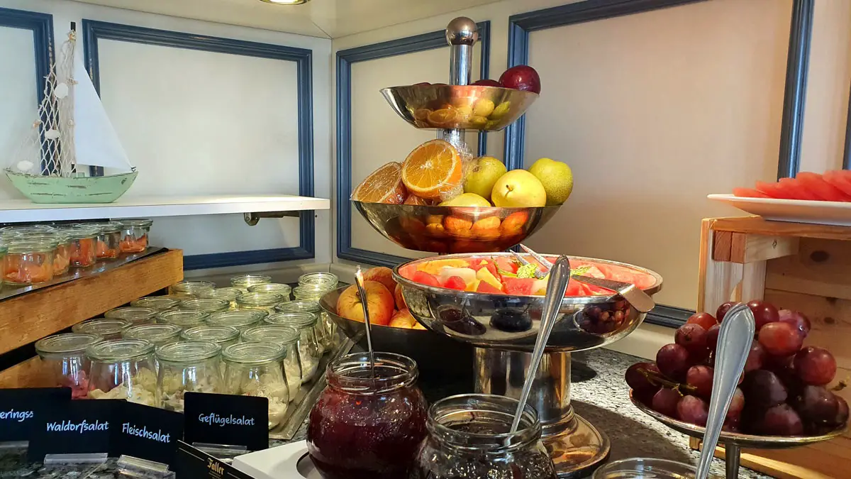 Lindner-Strand-Hotel-Compass Rose-ontbijt-fruit