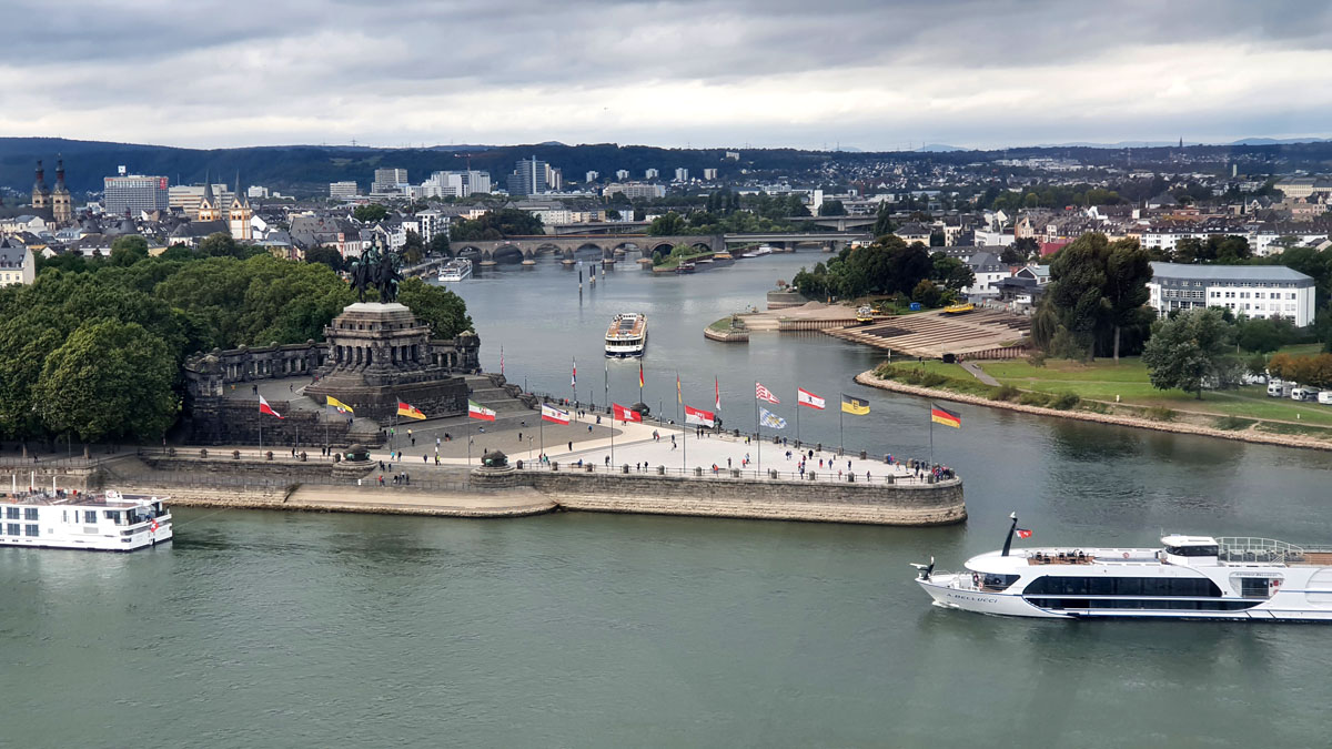 Koblenz mit dem Deutschen Eck zählt zu einer der schönsten Städte in Rheinland-Pfalz