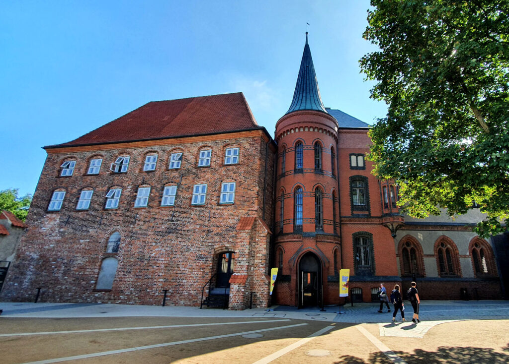 luebeck-sehenswuerdigkeiten-burgkloster