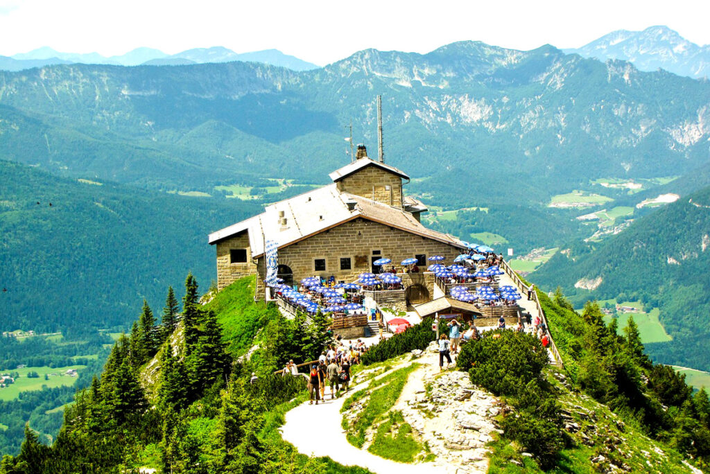 historische-sehenswuerdigkeit-kehlsteinhaus-z