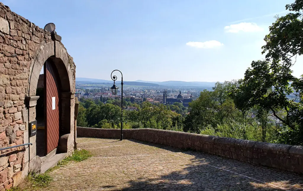 fulda-sehenswuerdigkeiten-kloster-frauenberg-ausblick