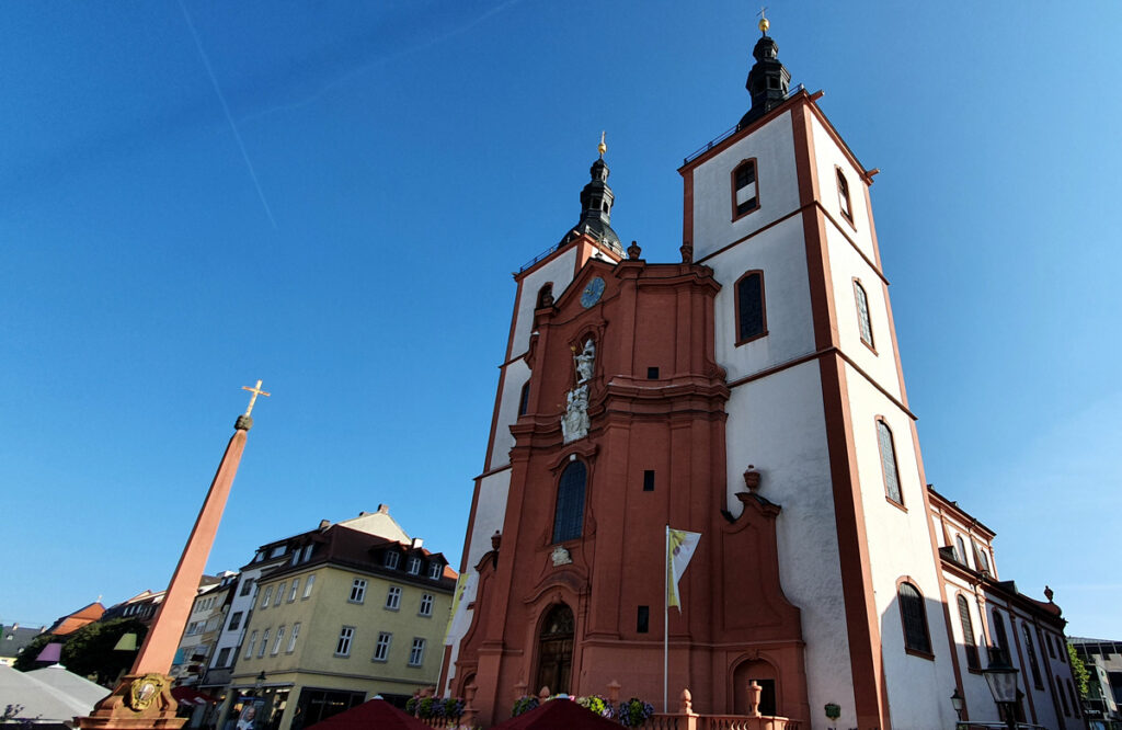 fulda-sehenswuerdigkeiten-stadtkirche-st-blasius