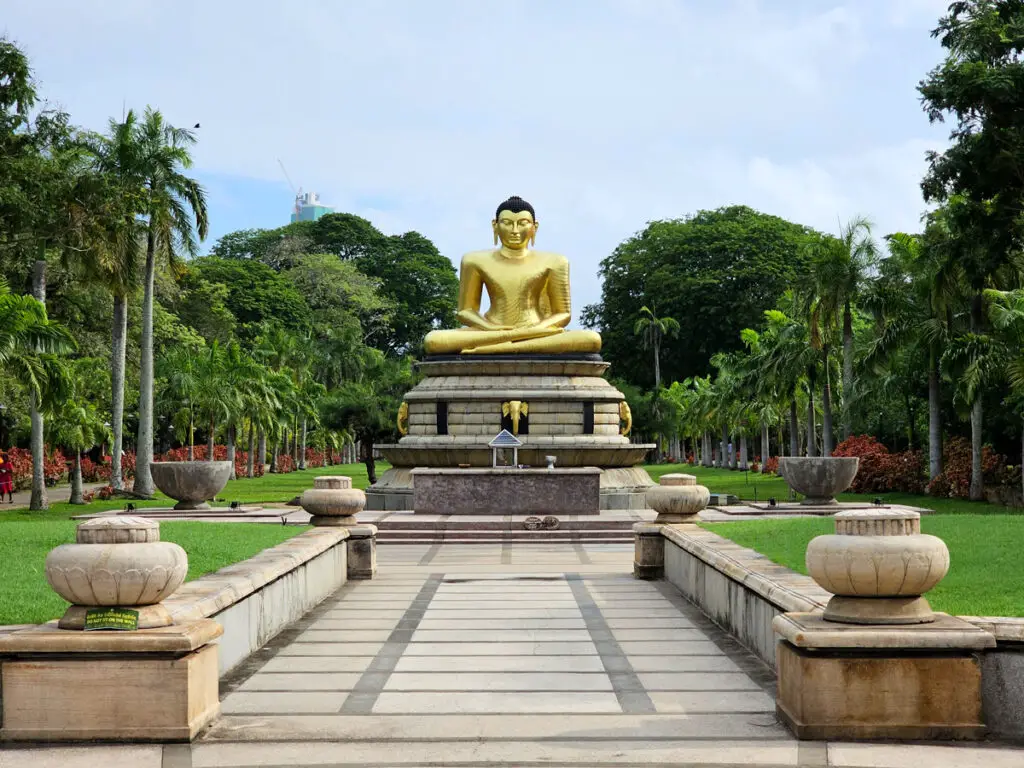 colombo-sehenswuerdigkeiten-Viharamahadevi-Park
