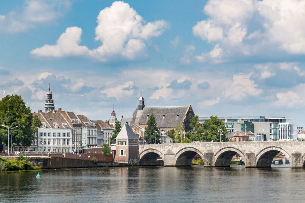 schoensten-staedte-der-niederlande-maastricht