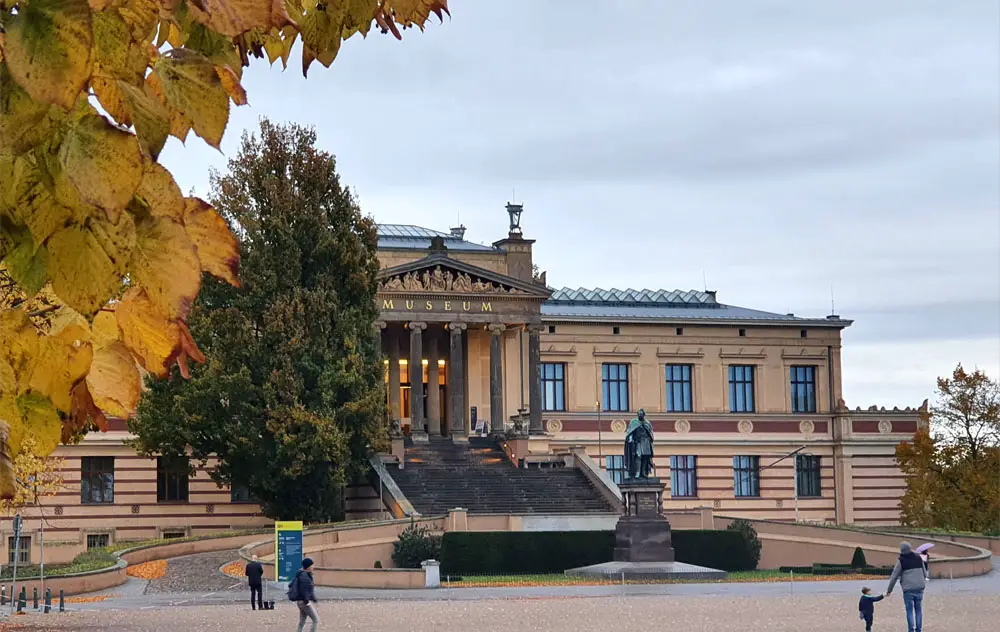 schwerin-an-einem-tag-Staatliches-Museum
