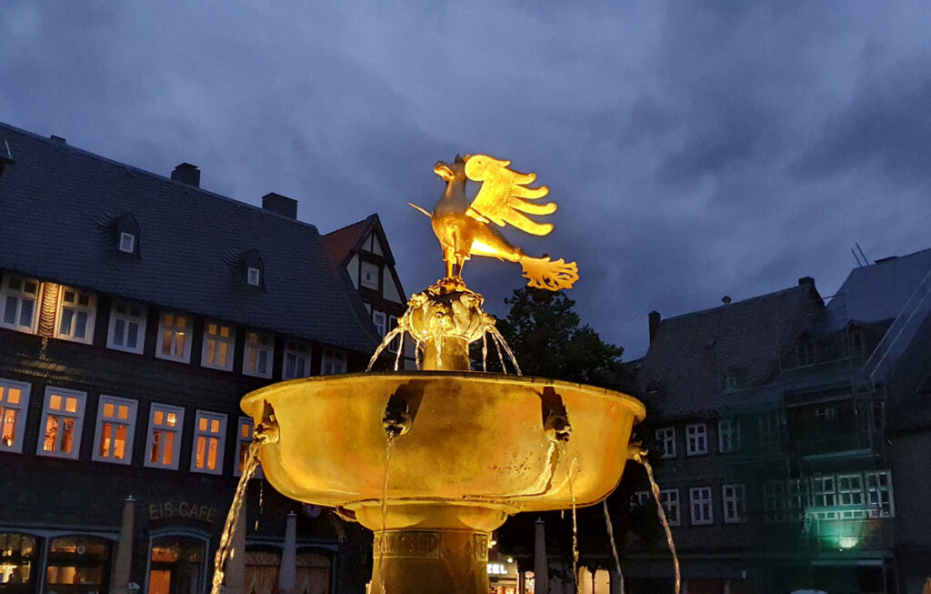 ein-tag-in-goslar-abends