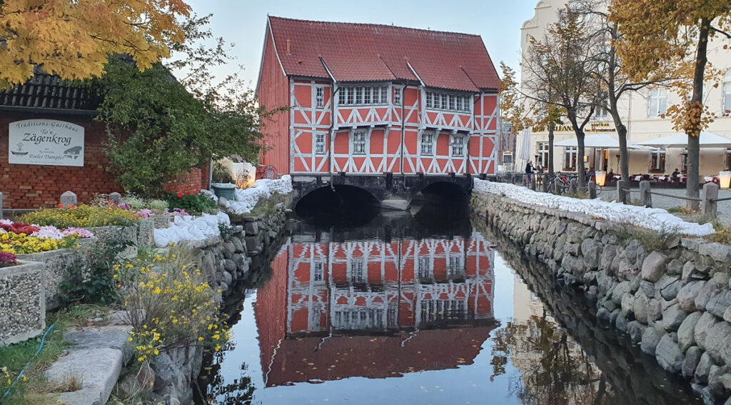 wismar-highlights-gewoelbe-rotes-haus
