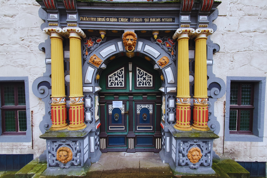 hann-muenden-rathaus-tueren