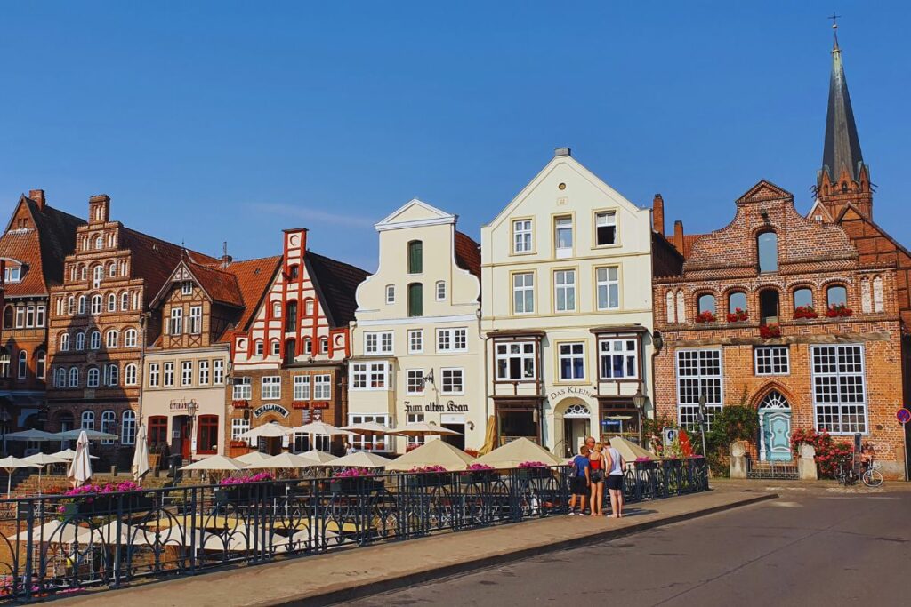 Lueneburg-Sehenswuerdigkeiten-stintmarkt